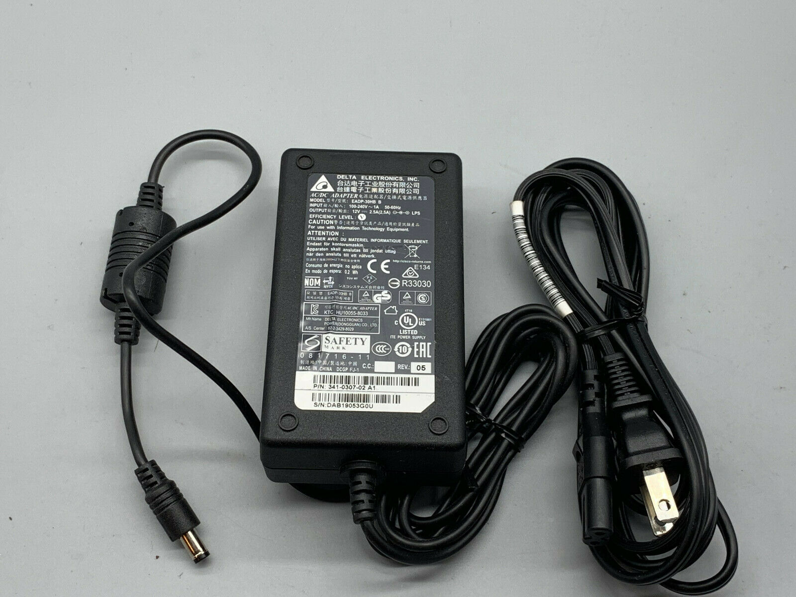 Brand new DELTA ELECTRONICS EADP-30HB B 12V 2.5A AC/DC POWER SUPPLY ADAPTER